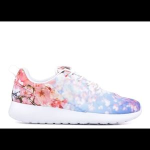 Nike Women’s Roshe One Cherry Blossom